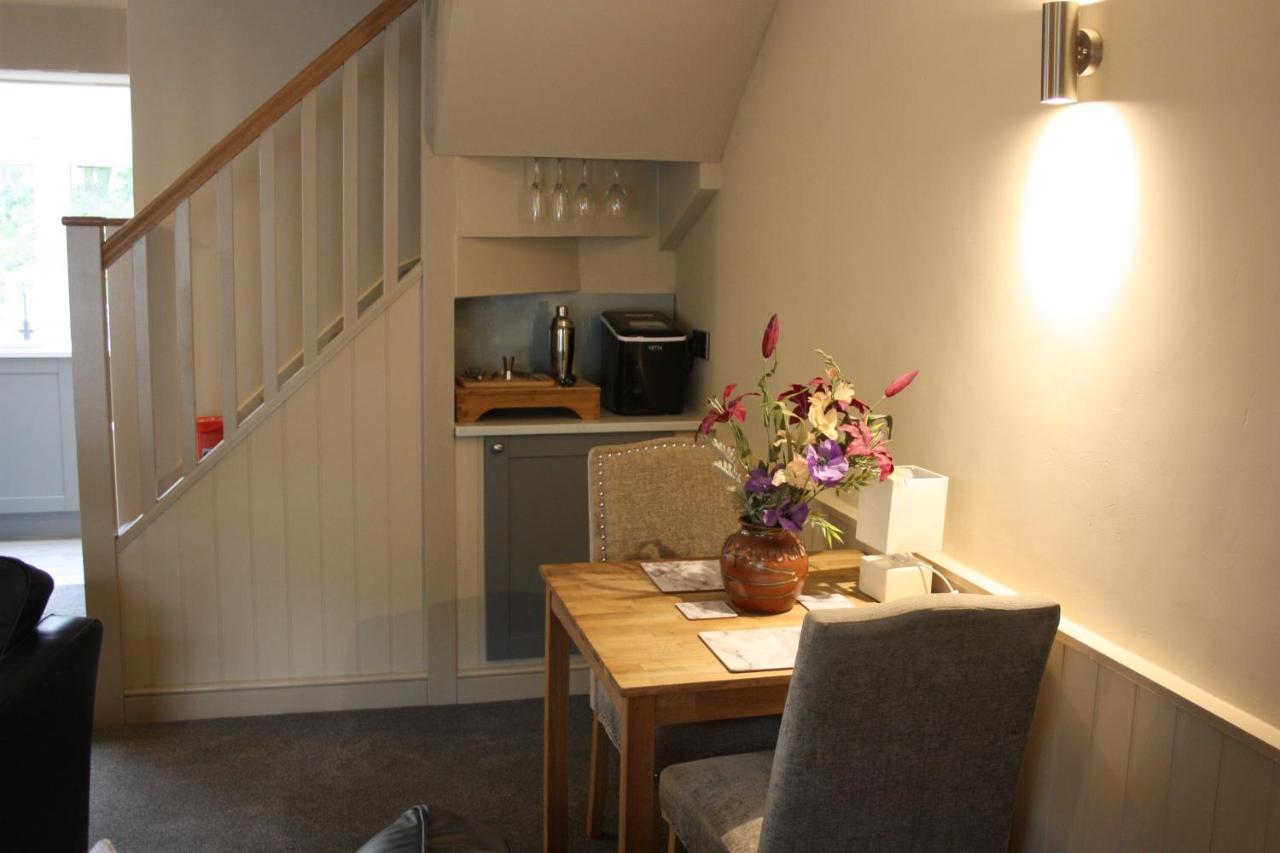 Squirrel Cottage Cowling ภายนอก รูปภาพ